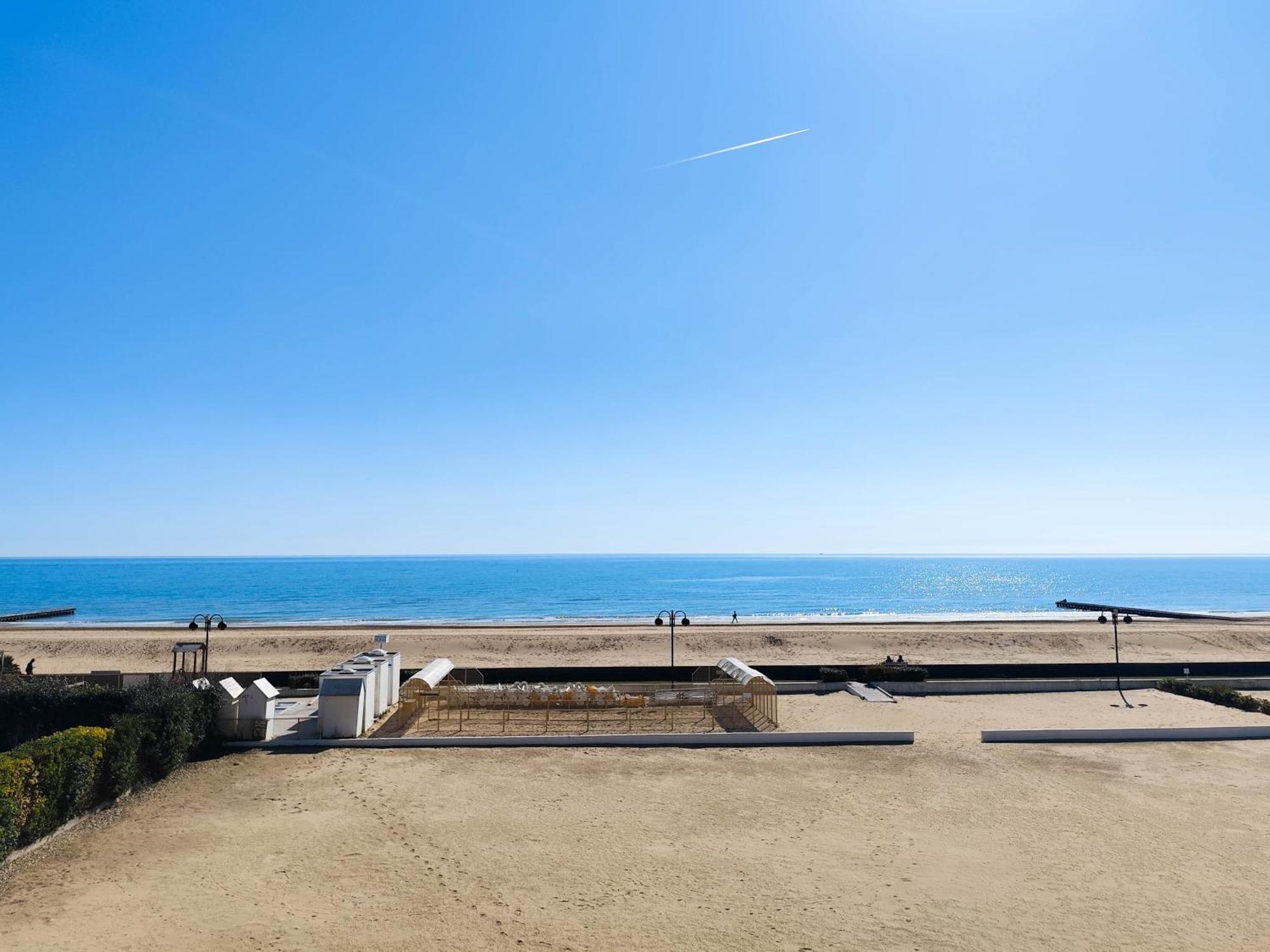 Puerto Del Sol Fronte Mare Apartman Lido di Jesolo Kültér fotó